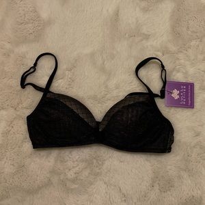 Lulalu wire free push up bra 36aa NWT